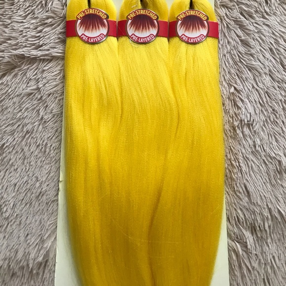 Braiding hair - Picture 7 of 8